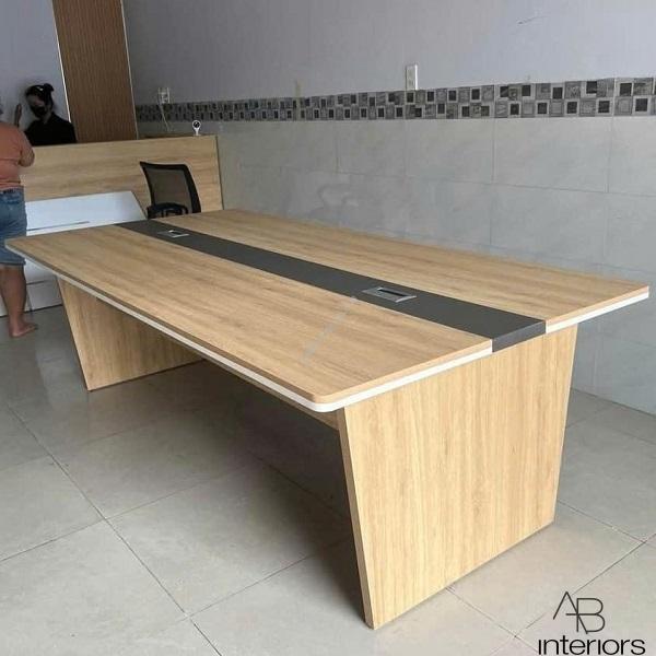 Bàn họp văn phòng 2m4 BH012
