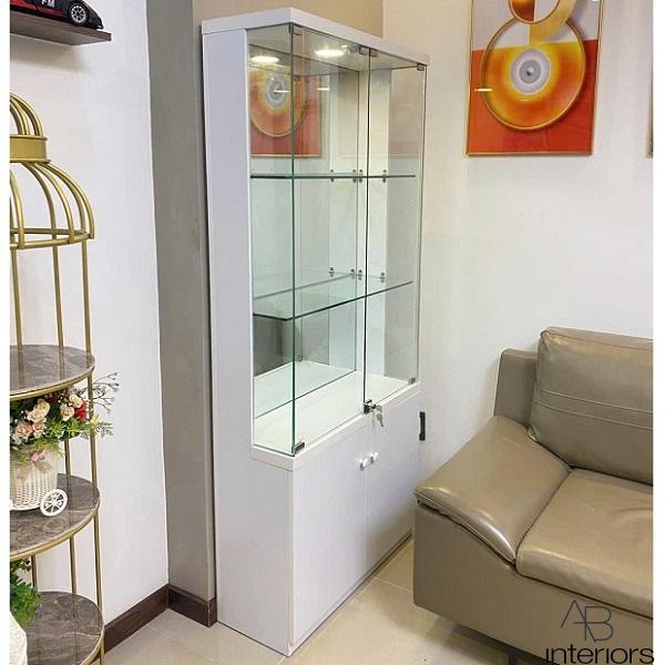Tủ kính trưng bày rượu giá rẻ TTB053