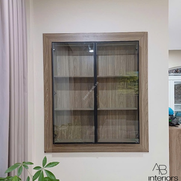 Tủ treo âm tường cánh kính TTB059