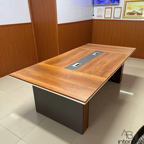 Bàn họp văn phòng 2m4 x 1m2 giá rẻ BH023