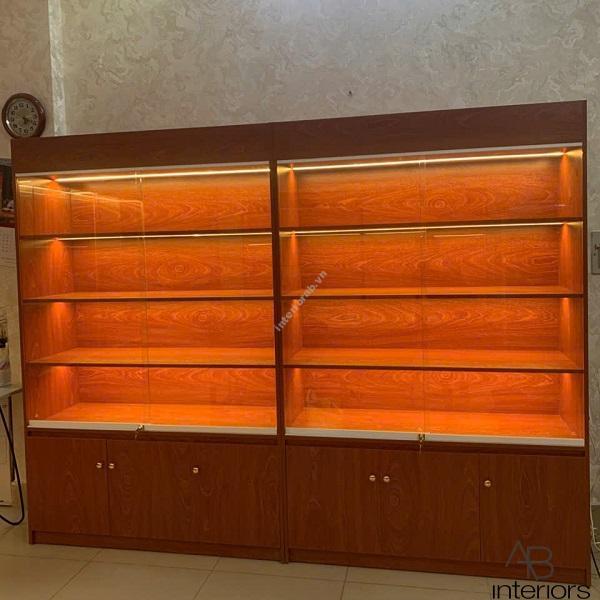 Tủ trưng bày trầm hương 2m6 x 2m TTB092