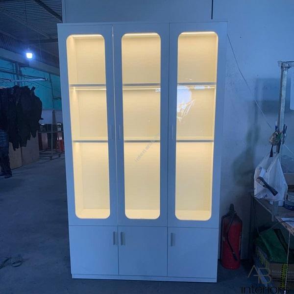 Tủ trưng bày túi xách đẹp giá rẻ TTB094