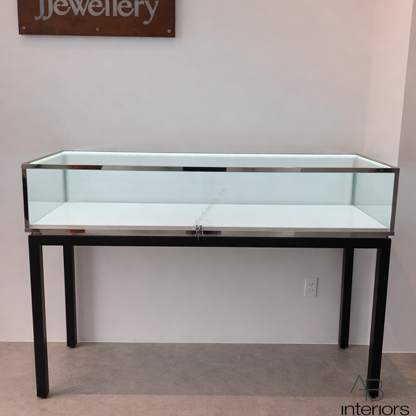 Tủ trưng bày trang sức khung sắt TTB127